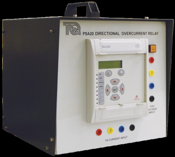 Close-up relay directional overcurrent digital di panel kontrol listrik