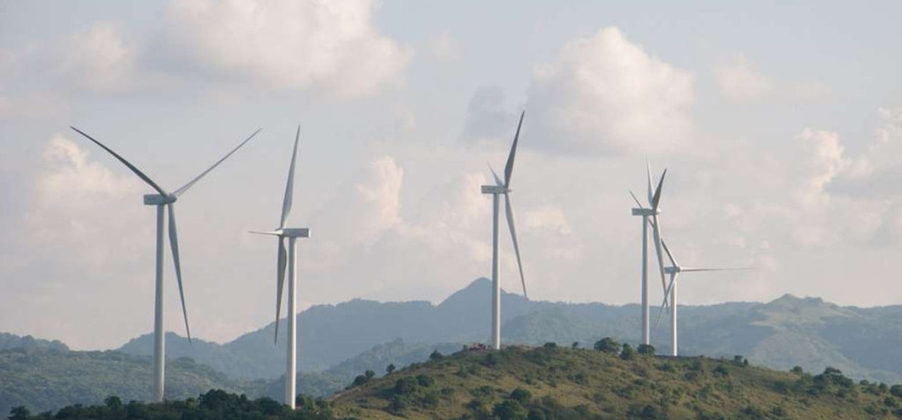 Hidrogen hijau untuk fuel cell – energi angin dan surya