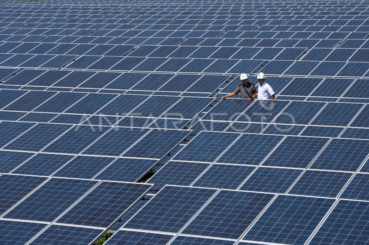 PLTS Kupang – panel surya efek fotovoltaik inverter