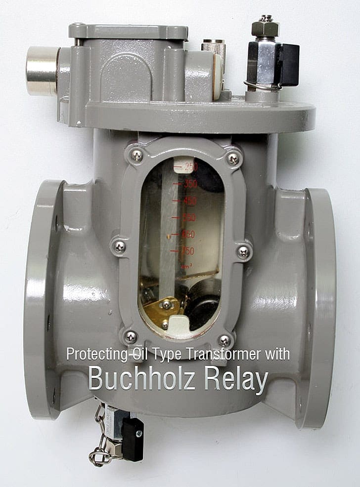 Instalasi rele Buchholz dengan pipa penghubung pada tangki transformator minyak